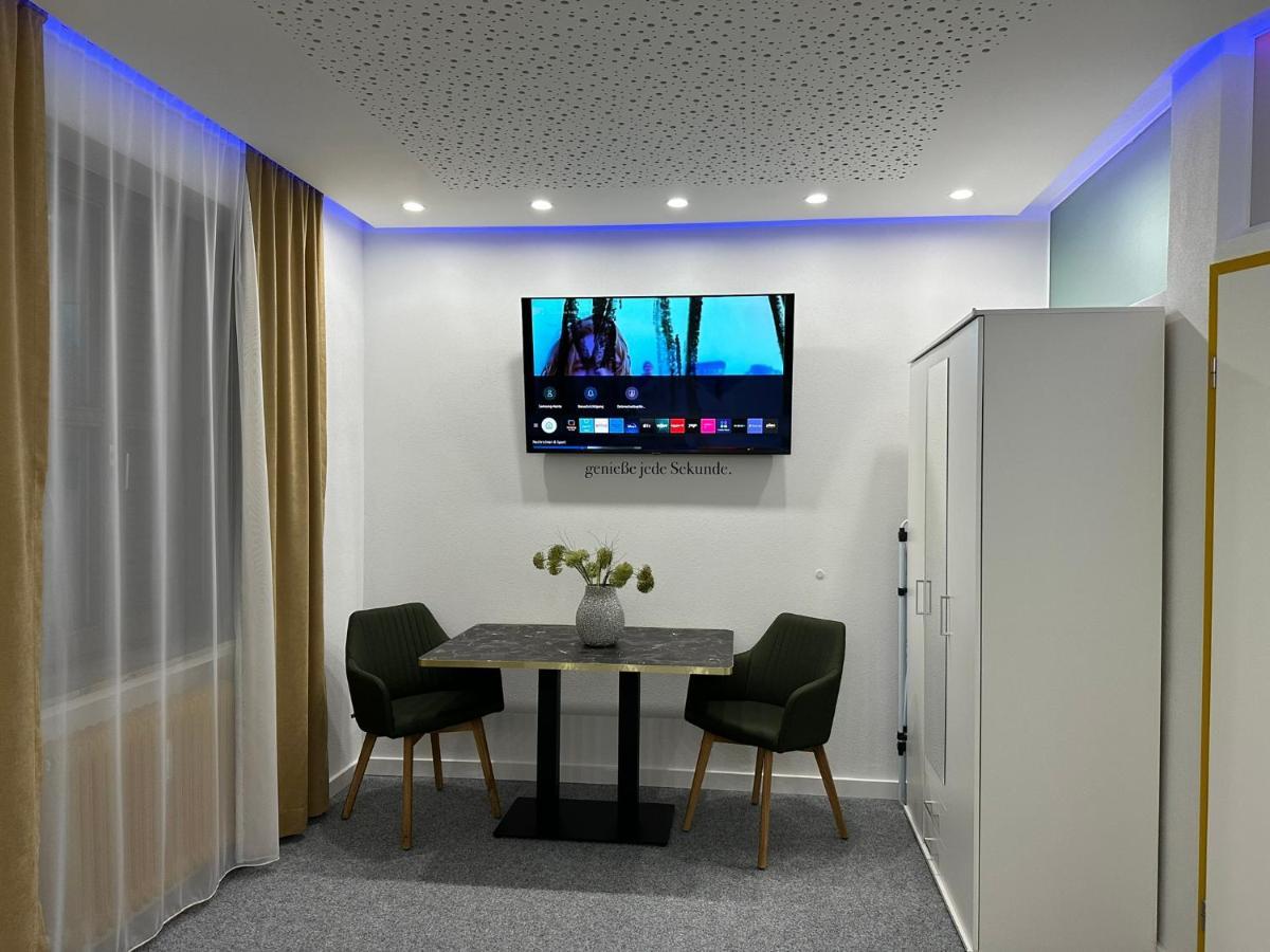 Modern Neuburg U - - 2 Zimmer, Komfort, Zentrum, Wi-fi, Smart Tv, Stellplatz, Kueche Neuburg an Der Donau