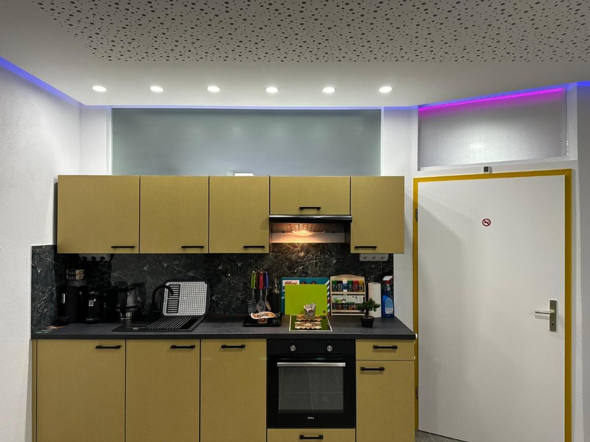 Apartment Modern Neuburg U - - 2 Zimmer, Komfort, Zentrum, Wi-fi, Smart Tv, Stellplatz, Kueche *