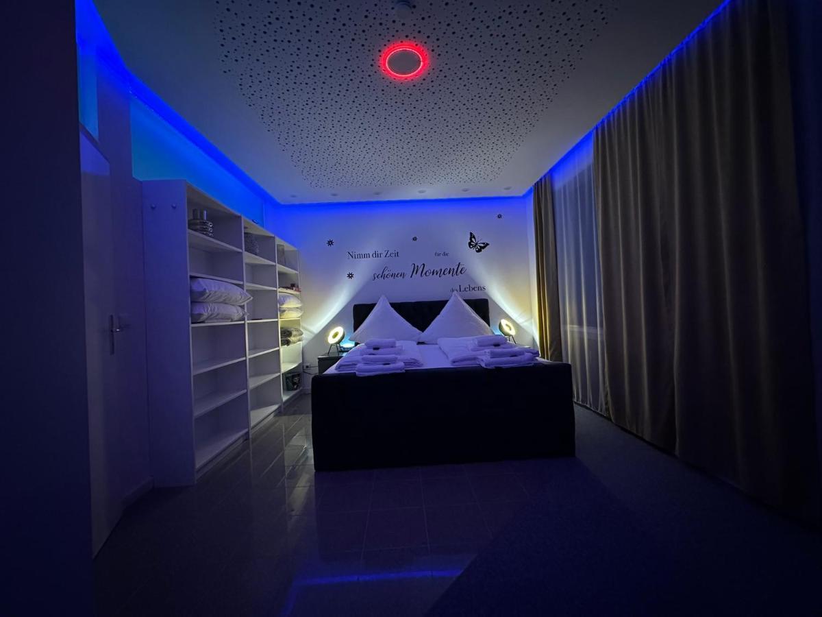 Modern Neuburg U - - 2 Zimmer, Komfort, Zentrum, Wi-fi, Smart Tv, Stellplatz, Kueche Neuburg an Der Donau